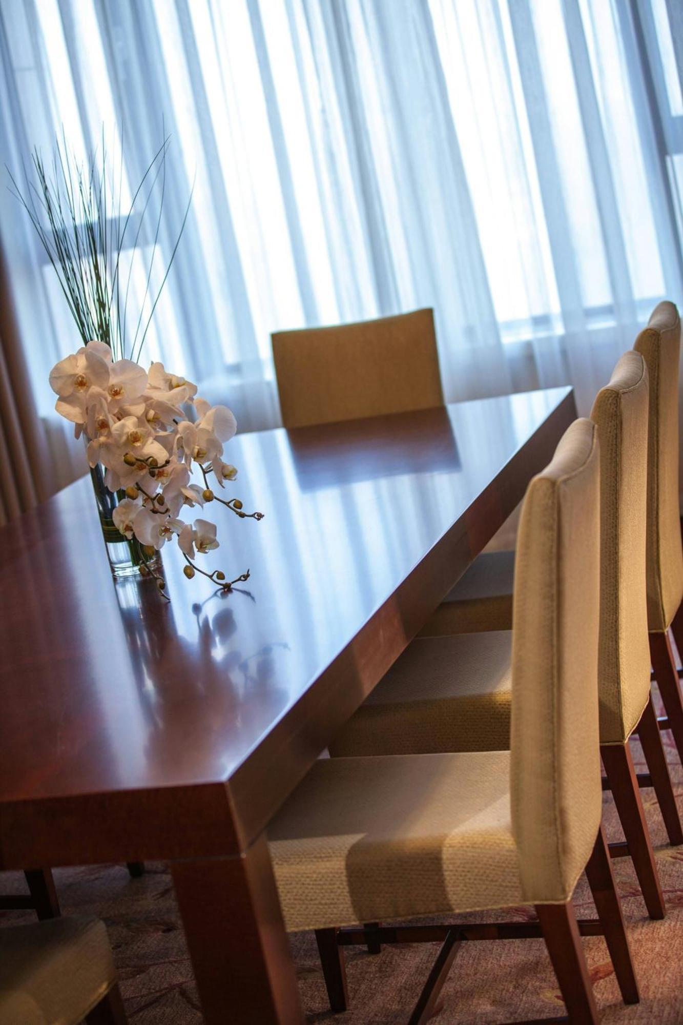 Renaissance Tianjin Lakeview Hotel Kültér fotó